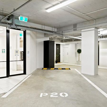 Marvelous Downtown Apartment Moments From Main Beach With Heated Pool, Gym And Parking 마운트마운가누이 외부 사진